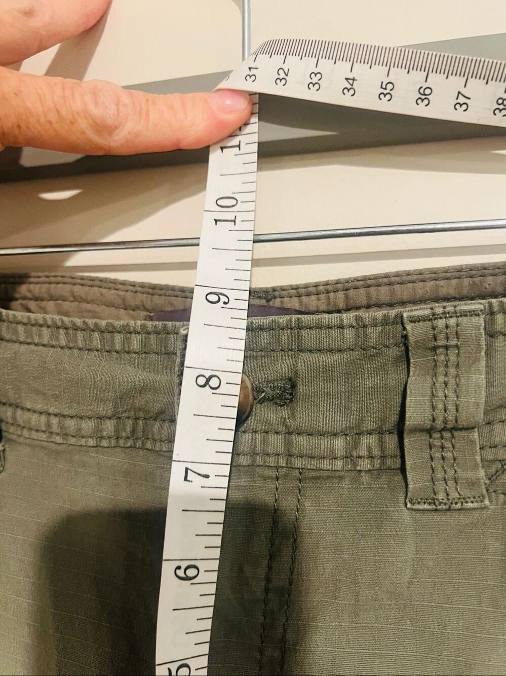 Eddie Bauer Green CArgo Khaki shorts sz 6 - Picture 9 of 11